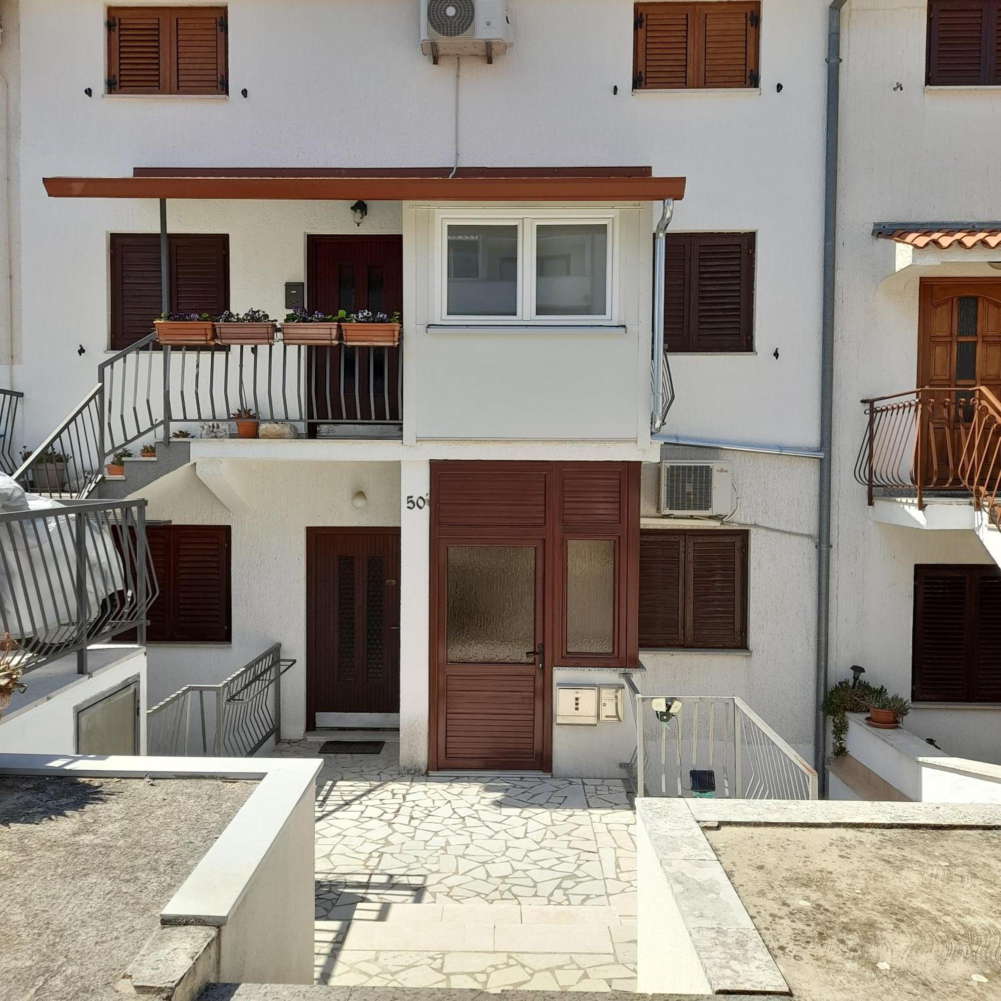 Family Apartment Romina Vrsar Exterior photo